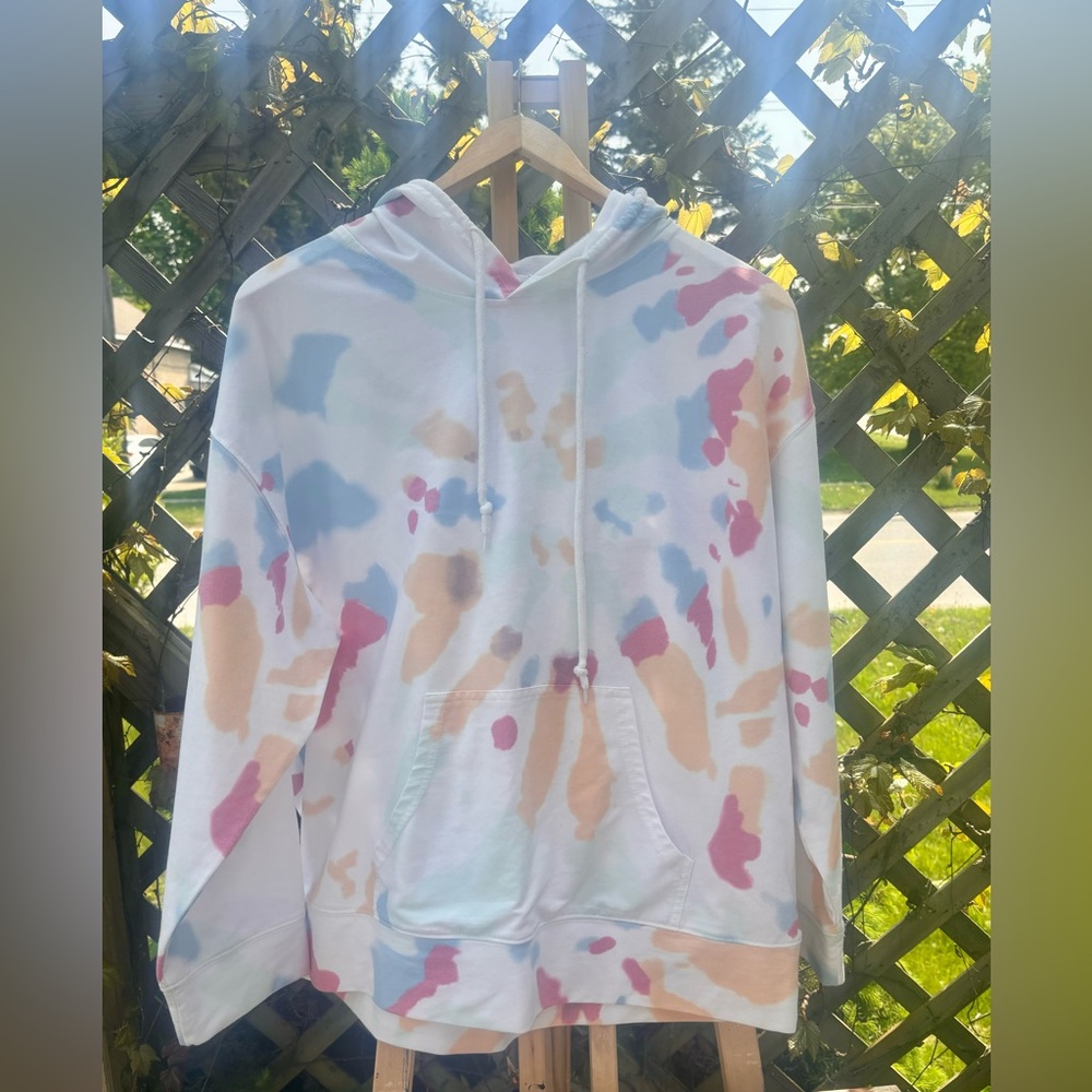 Belinda Tie Dye pullover hoodie size XL